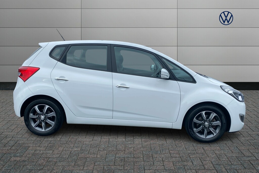 Hyundai Ix20 1.6 Se Nav White #4