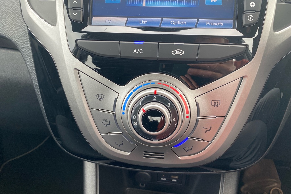 Hyundai Ix20 Se Red #38