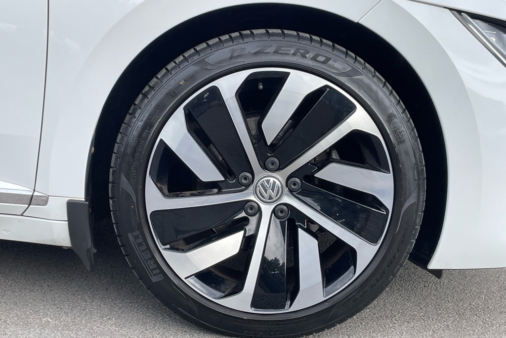 Volkswagen Arteon 2.0 Tsi R-line Dsg White #5