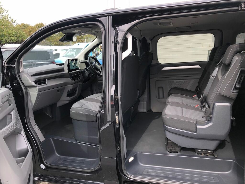 Volkswagen Transporter Shuttle Shuttle Style Lwb 170 Ps 2.0 Tdi 8Sp Blue #21
