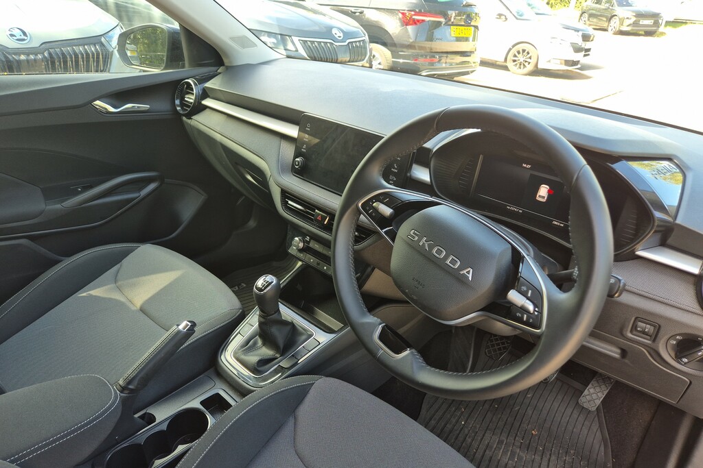Skoda Fabia 1.0 Tsi 116 Design Edition Black #6