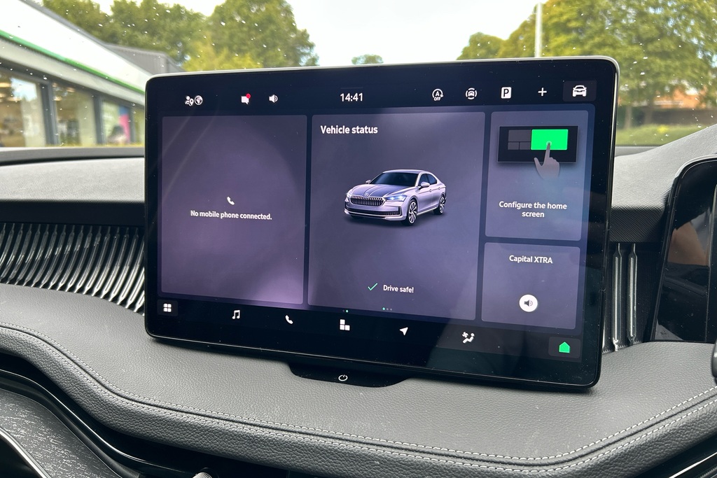 Skoda Superb 1.5 Tsi E-tec Se Technology Dsg Silver #42