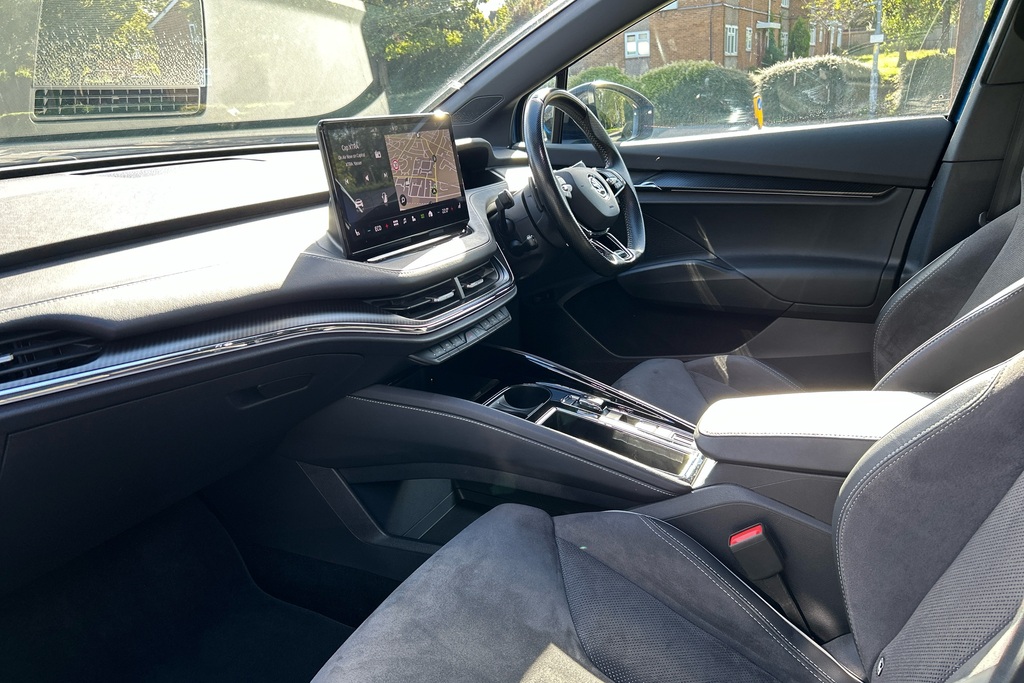Skoda ENYAQ 150Kw 80 Sportline Plus 82Kwh Blue #2