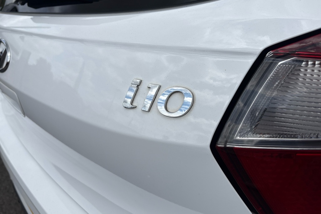 Hyundai I10 Hatchback White #18