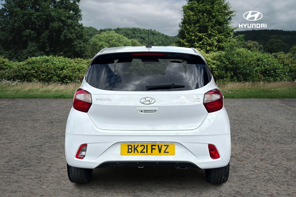 Hyundai I10 Hatchback White #11