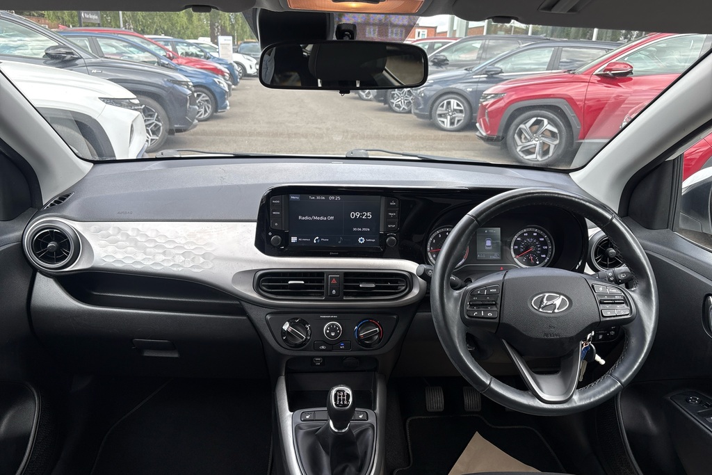 Hyundai I10 1.2 Mpi Premium White #3