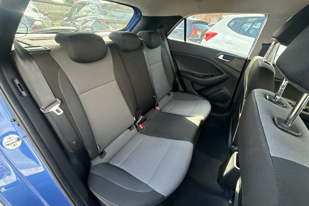 Hyundai I20 #32