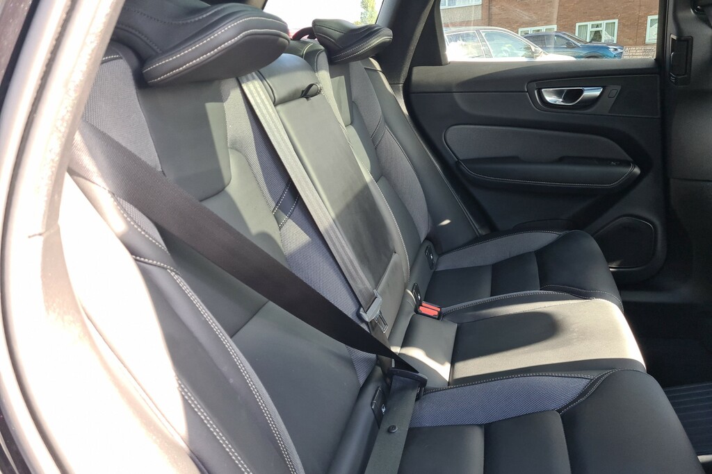 Volvo XC60 B5 Plus Awd Mhev Black #28