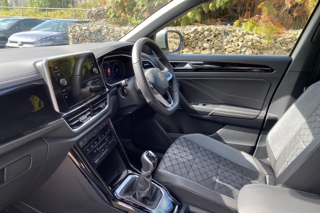 Volkswagen T-Roc 1.5 Tsi R-line Grey #2