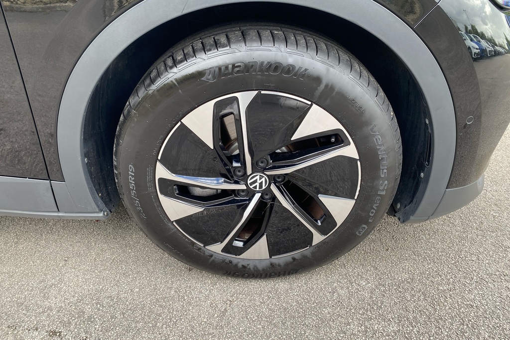 Volkswagen ID.4 210Kw Match Pro 77Kwh Black #5