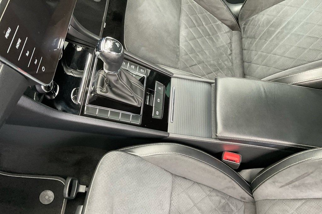 Skoda Superb 2.0 Tdi Cr Se Technology Grey #29