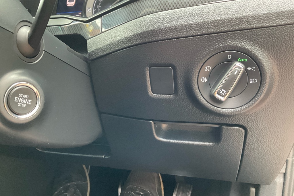 Skoda Superb 2.0 Tdi Cr Se Technology Grey #38