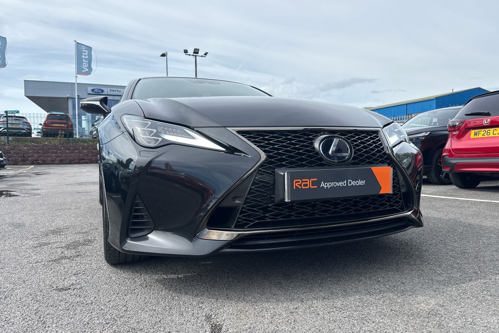 Lexus RC 300H F Sport Black #34