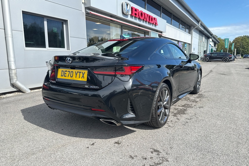 Lexus RC 300H F Sport Black #12