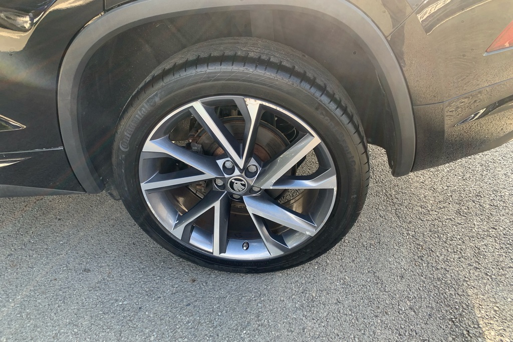 Skoda Kodiaq 1.5 Tsi Sport Line Dsg 7 Seat Black #5