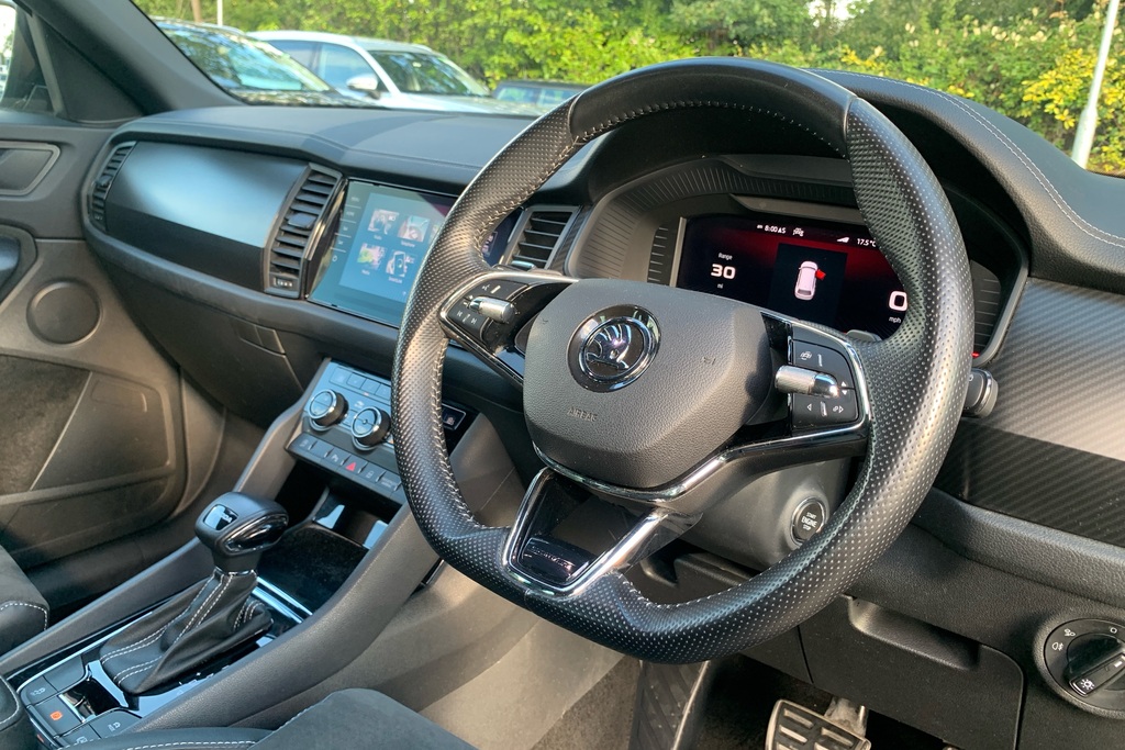 Skoda Kodiaq 1.5 Tsi Sport Line Dsg 7 Seat Black #6