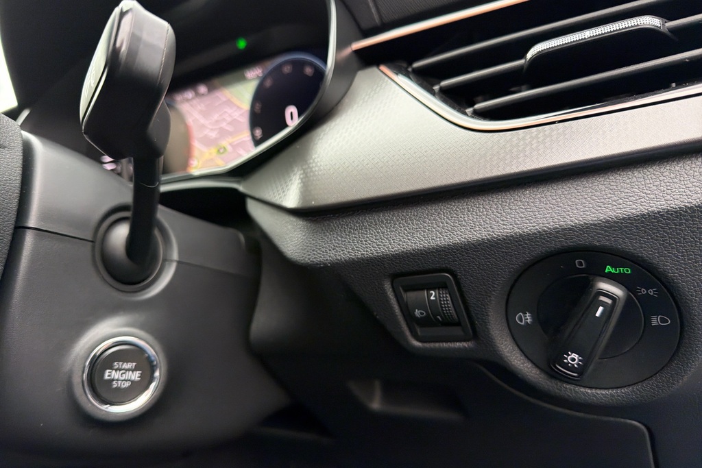 Skoda Kamiq Tsi Se Silver #30