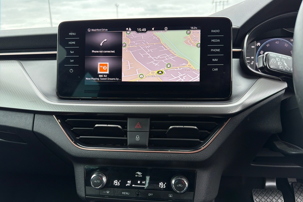 Skoda Kamiq Tsi Se Silver #11