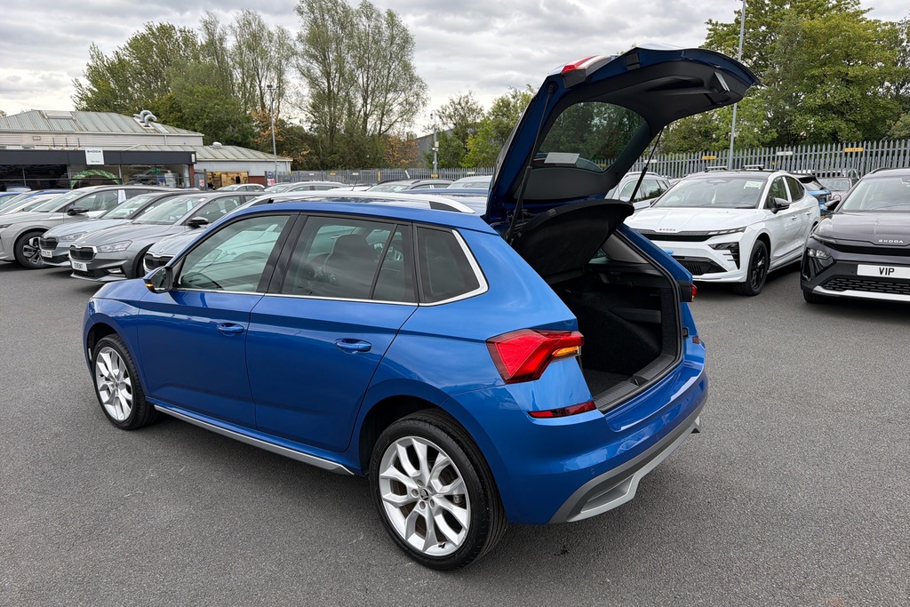 Skoda Kamiq Tsi Se Silver #16