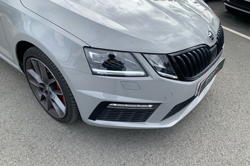 Skoda Octavia 1.5 Tsi Se Drive #9