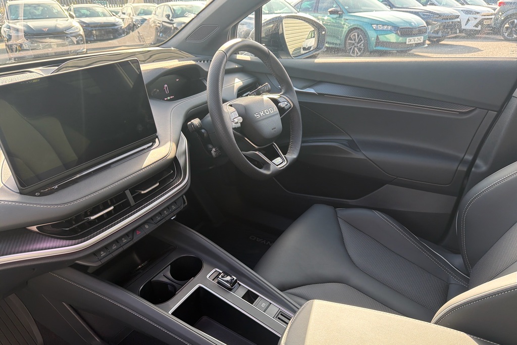 Skoda ENYAQ 210Kw 85 Sportline 84Kwh Silver #2
