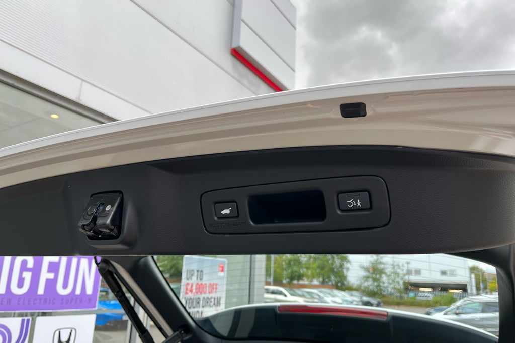 Honda Hr-V Elegance I-mmd Cvt Grey #27