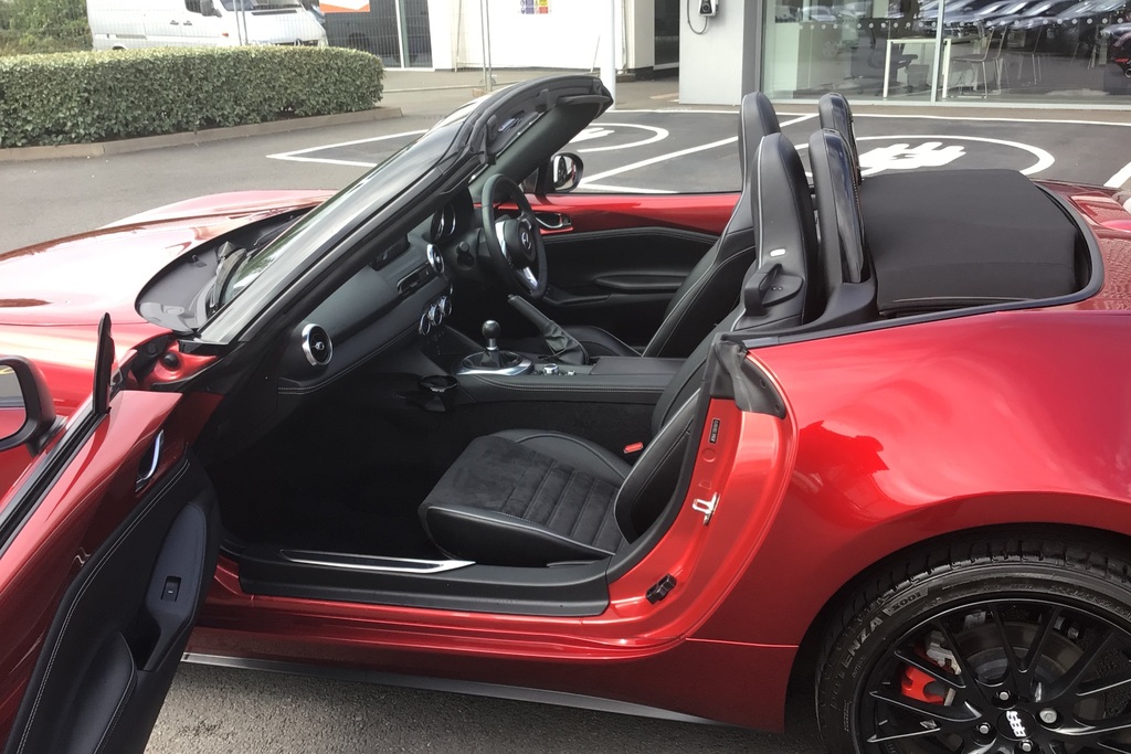 Mazda MX-5 2.0 184 Homura Red #6