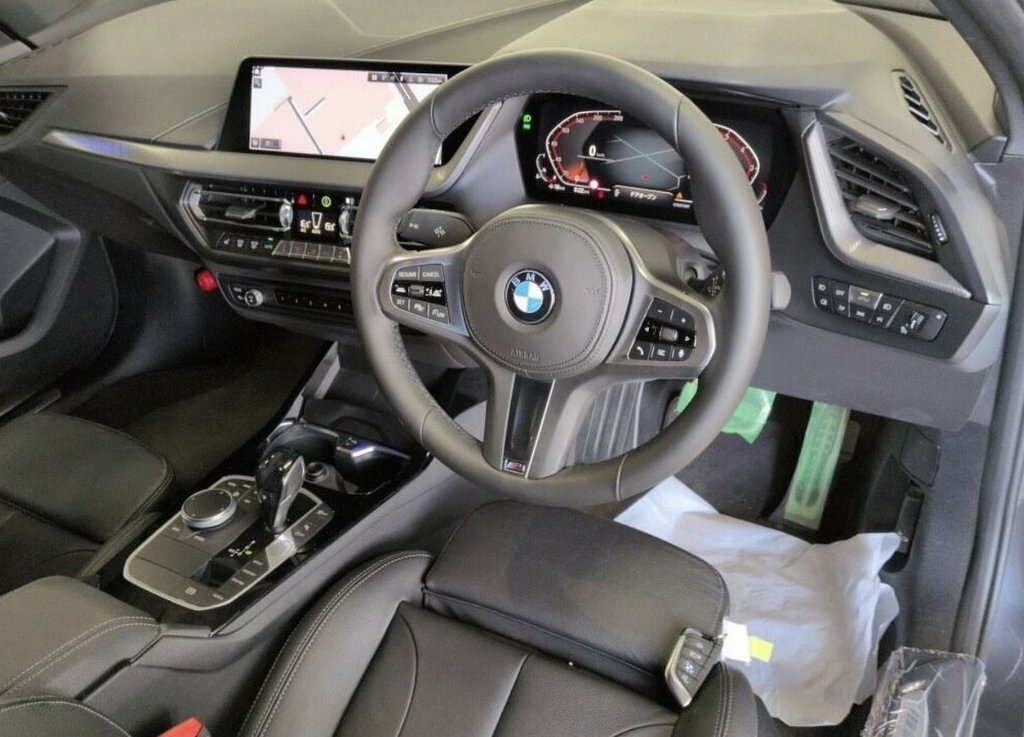 BMW 1 Series 1.5L M Sport Grey #5