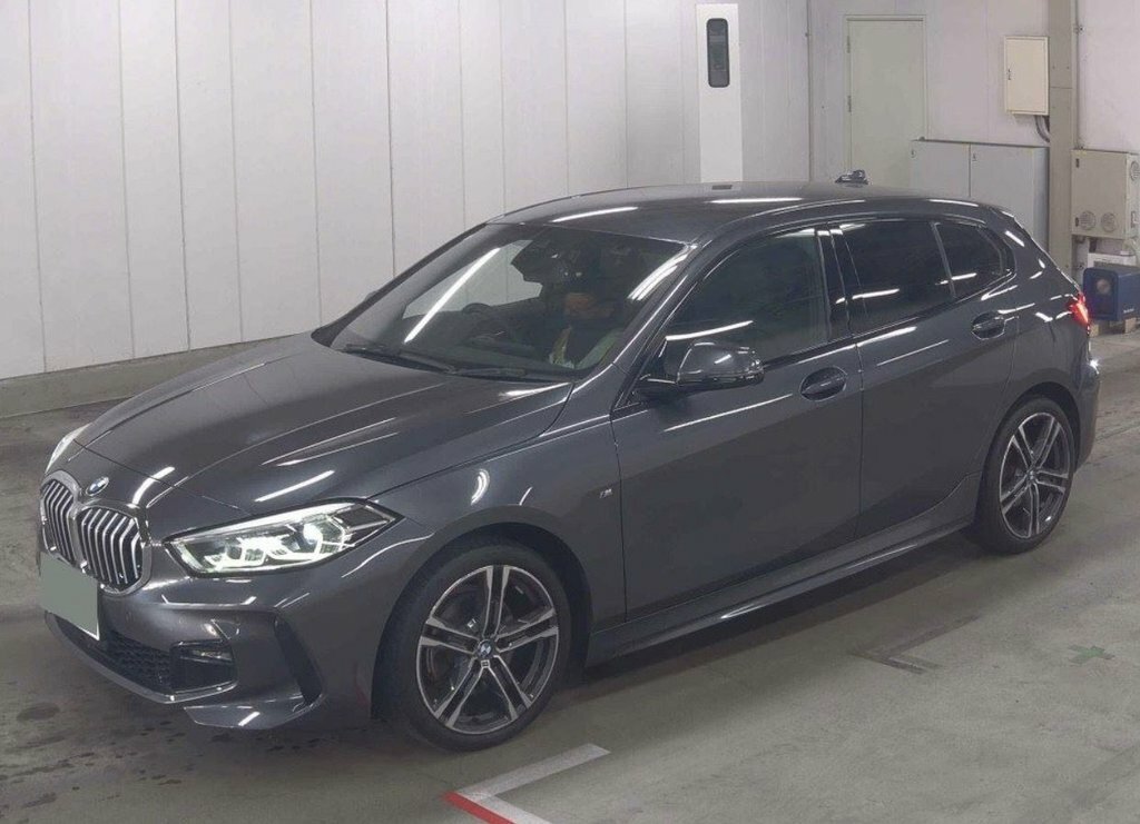 BMW 1 Series 1.5L M Sport Grey #2