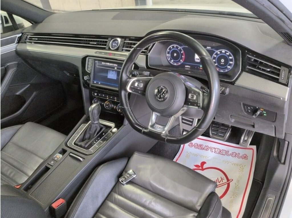 Volkswagen Passat 2L R-line White #5