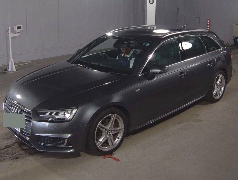 Audi A4 Avant 2L S Line Grey #2