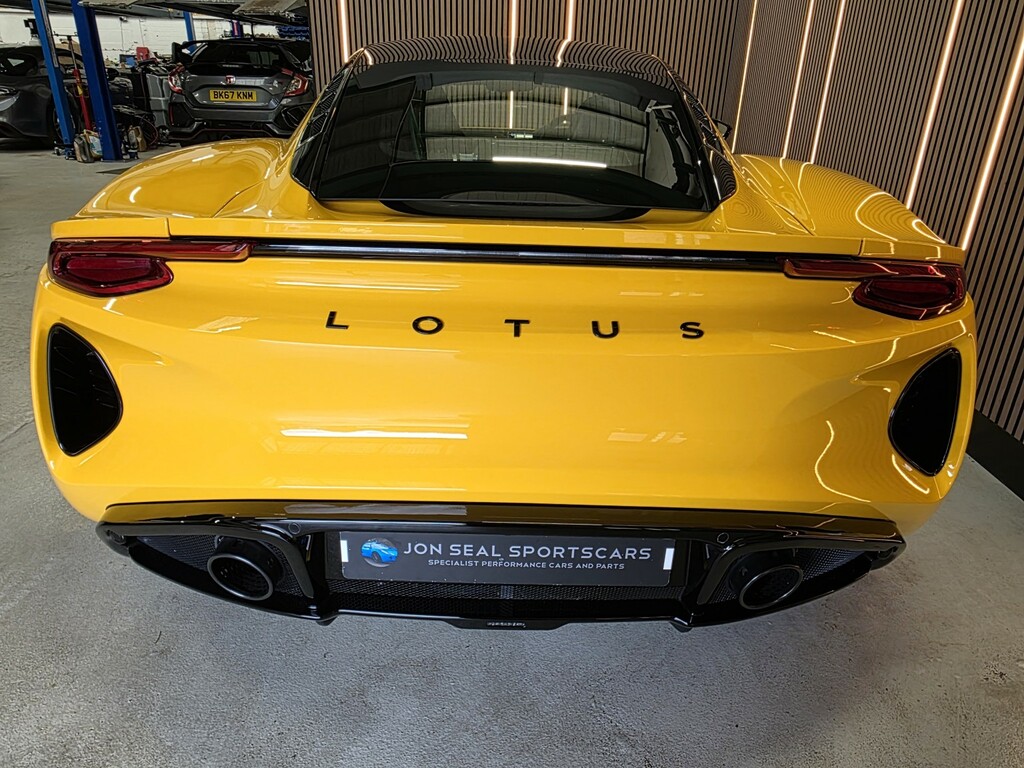 Lotus Emira 3.5 V6 First Edition 2023 Yellow #6