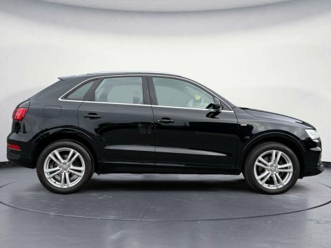 Audi Q3 1.4 Q3 S Black #6