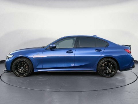 BMW 3 Series 2.0 330E M DG70XGB Blue #2