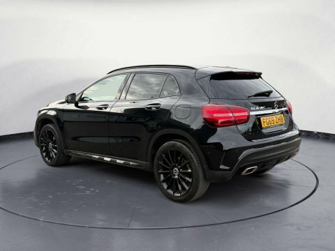 Mercedes-Benz GLA Class 1.6 Gla 180 Black #3