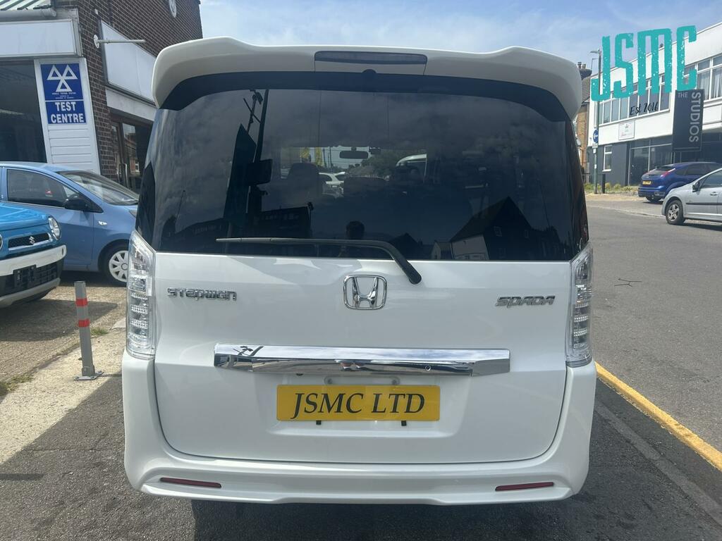 Honda StepWagon Spada 8 Seater Black #25