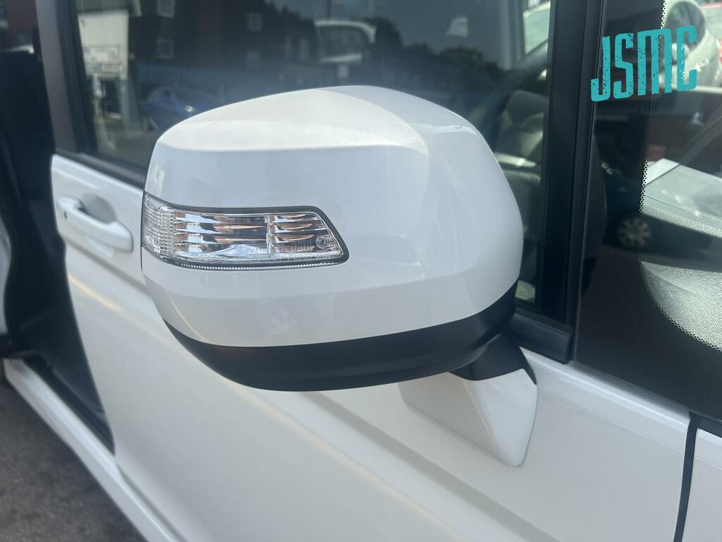 Honda StepWagon Spada 8 Seater Black #26