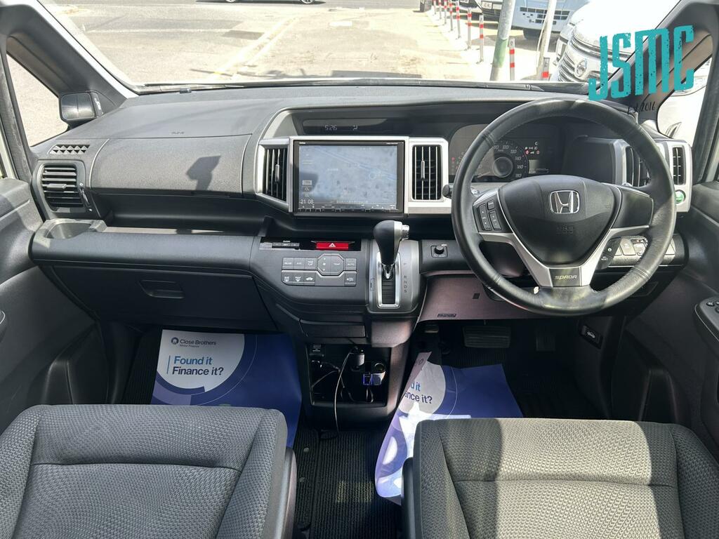 Honda StepWagon Spada 8 Seater Black #7