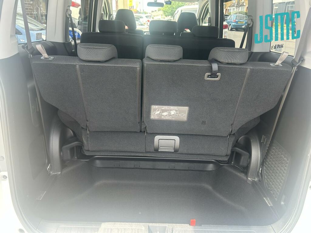 Honda StepWagon Spada 8 Seater Black #23