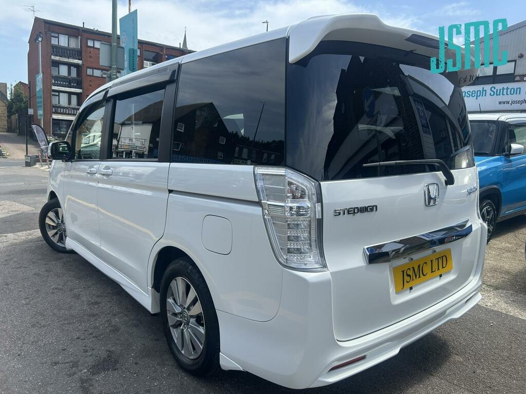 Honda StepWagon Other White #3