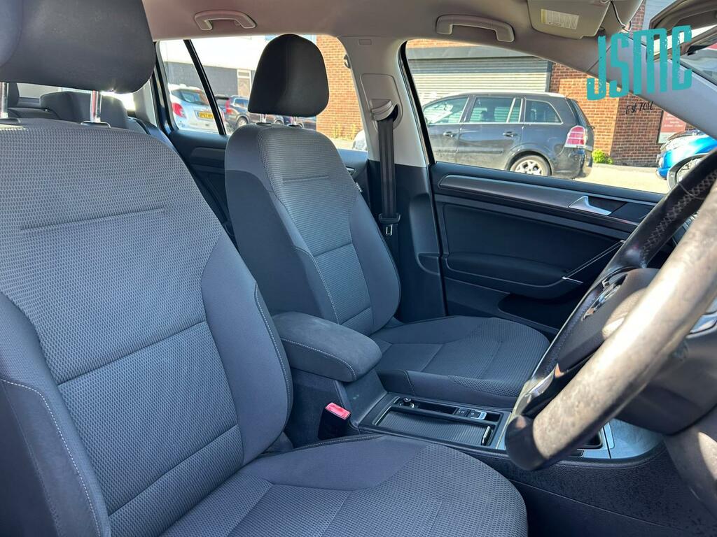 Volkswagen Golf Se Blue #4