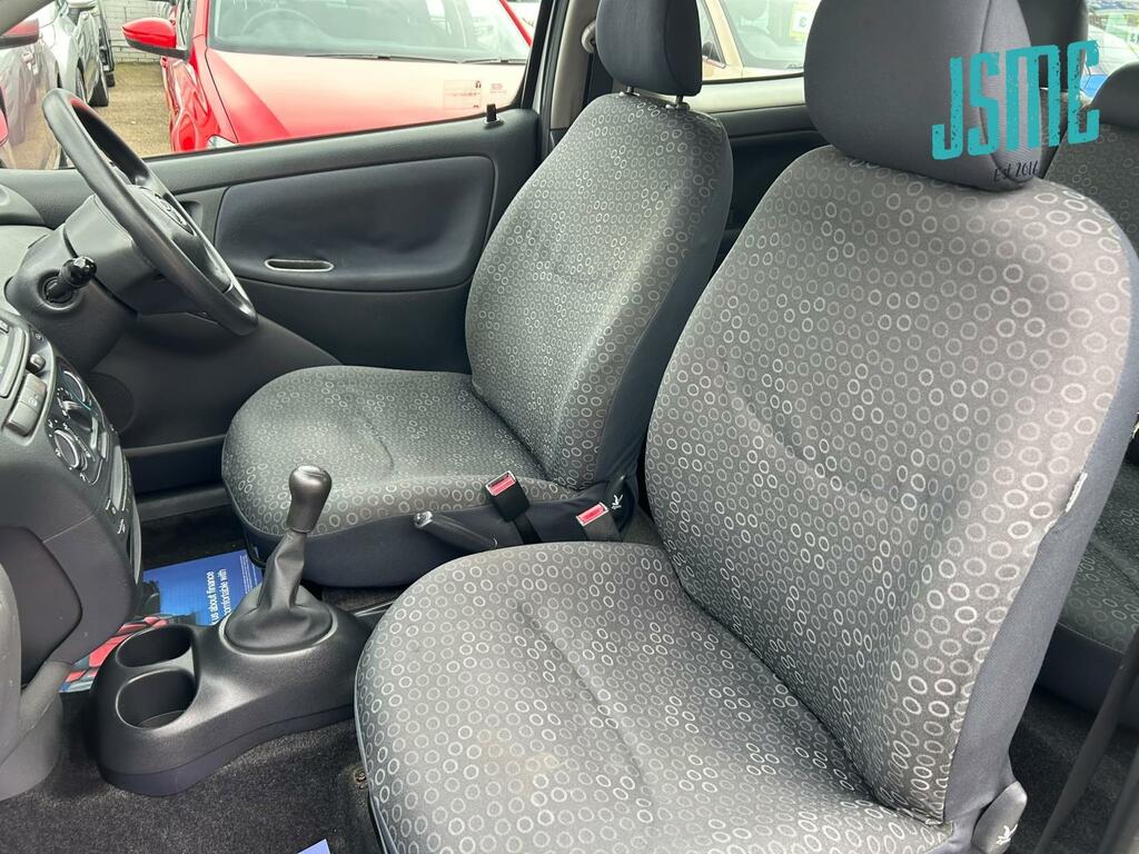 Toyota Yaris T3 Silver #4