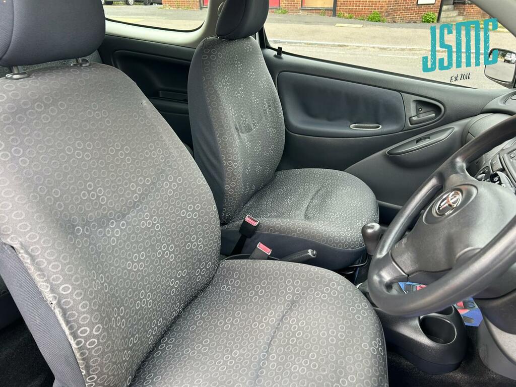 Toyota Yaris T3 Silver #5