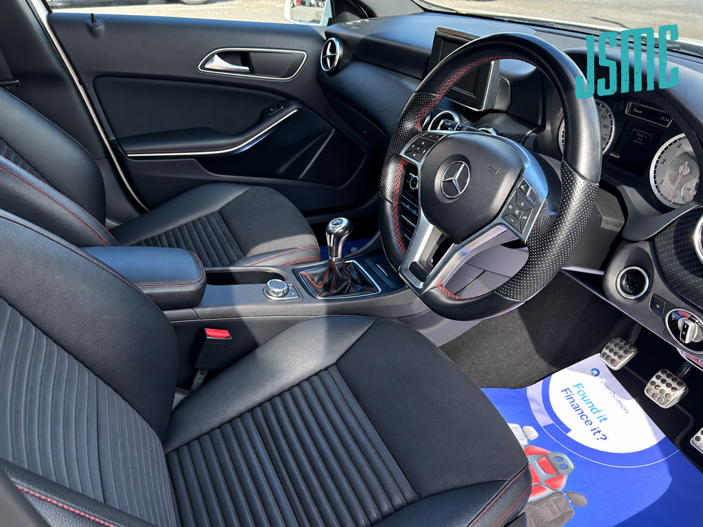 Mercedes-Benz A Class 1.5 A180 Cdi Blueefficiency Sport Hatchback Di Black #2