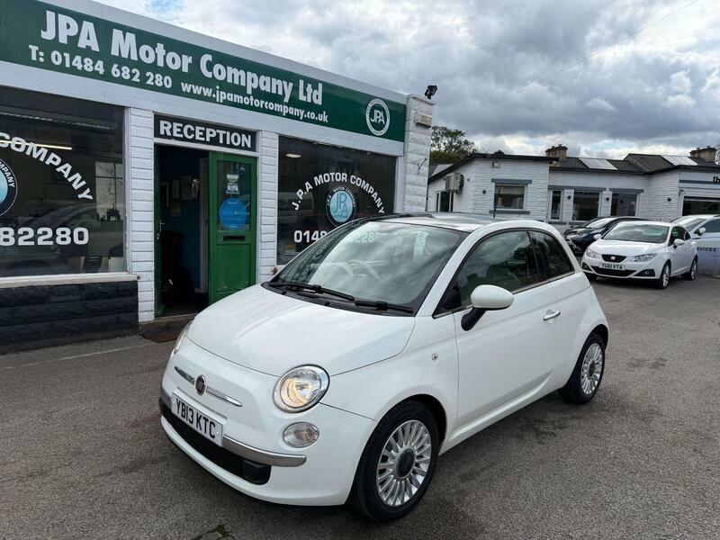 Fiat 500 1.2-lounge-hatchback-3dr-petrol-manual-euro-4-69- White