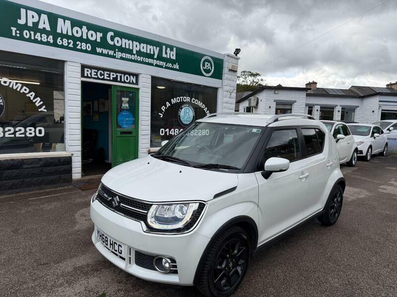 Suzuki Ignis 1.2-dualjet-mhev-sz5-hatchback-5dr-petrol-hybrid-m White