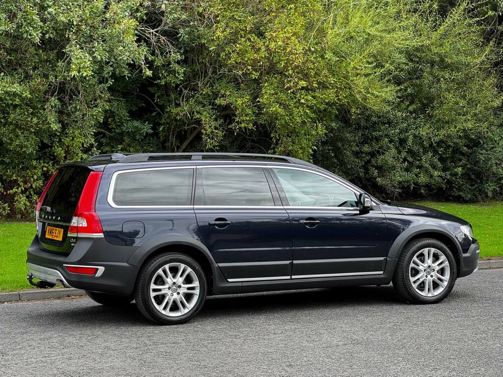 Volvo XC70 D4 181 Se Lux Awd Geartronic Start Stop Blue #3