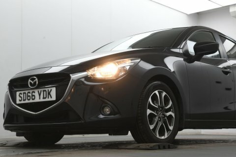 Mazda 2 1.5 Skyactiv-g Sport Black #4