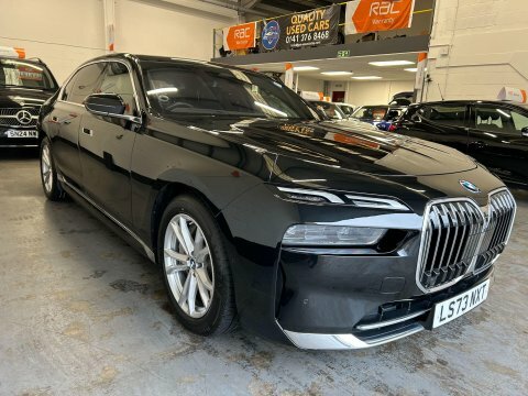 BMW 7 Series 3.0 750E 22.1Kwh Black #2