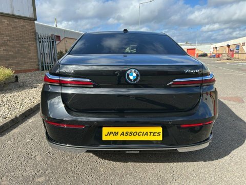 BMW 7 Series M760e Black #7